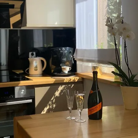Malva Sun Apartment z ogródkiem Kołobrzeg Zewnętrze zdjęcie